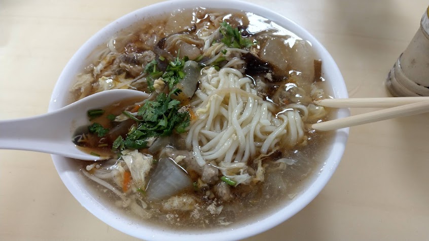 周媽媽台南肉羹意麵