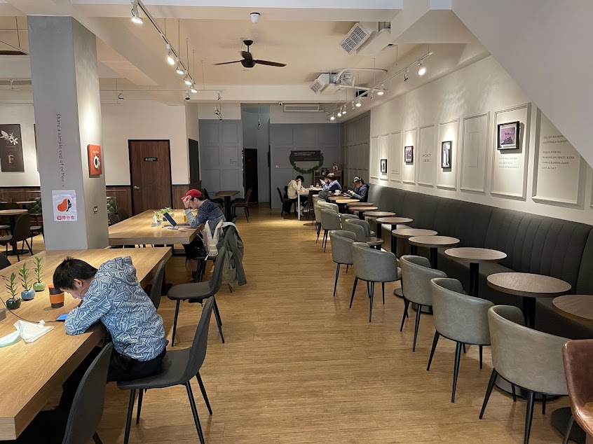 Louisa Coffee 路易．莎咖啡(桃園大觀門市)