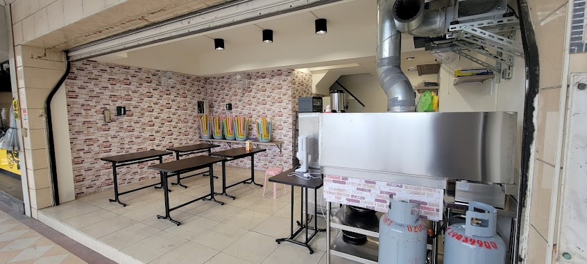 有點早 早餐店 鐵板麵 粉漿蛋餅