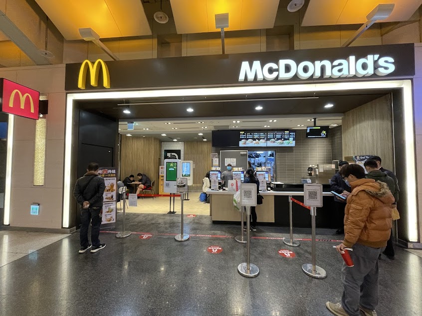 麥當勞 板車環球餐廳