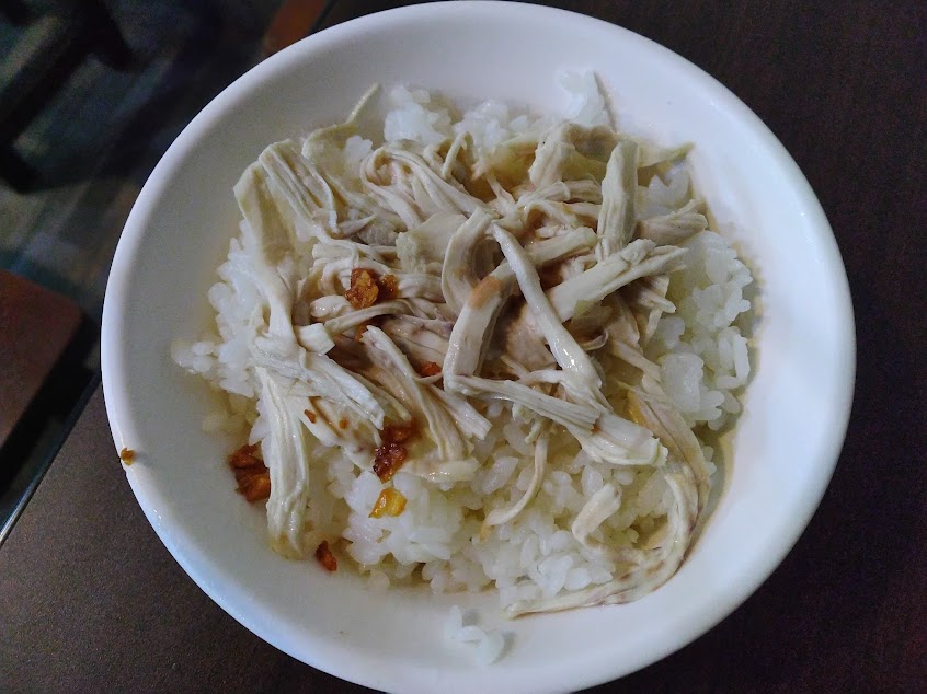 阿菱古早味蝦仁羹、魚酥羹、炒米粉、