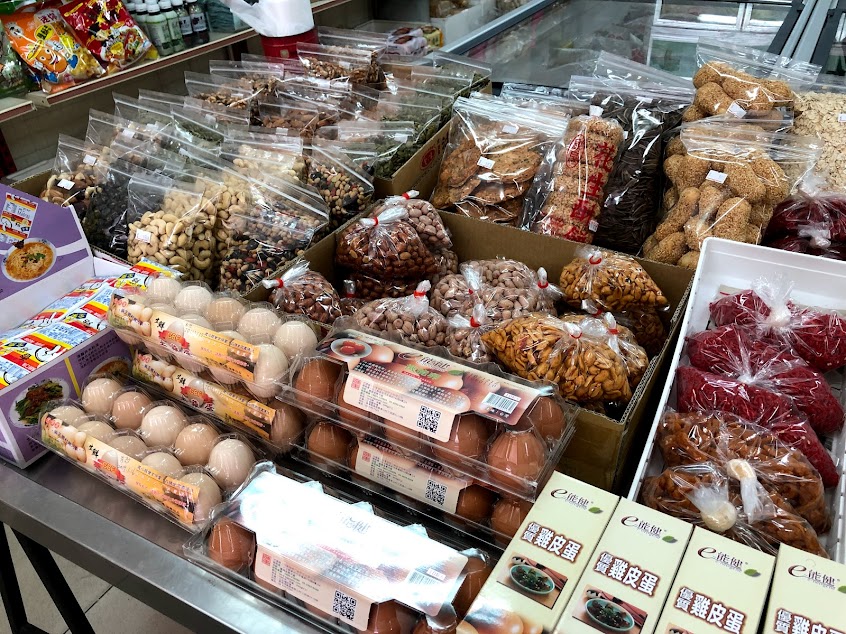 蔡小姐素料(育英店)