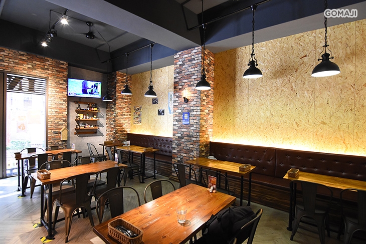 Industria新美式餐廳-工業食代-百元沙拉專賣店-調酒暢飲-餐酒館-酒吧
