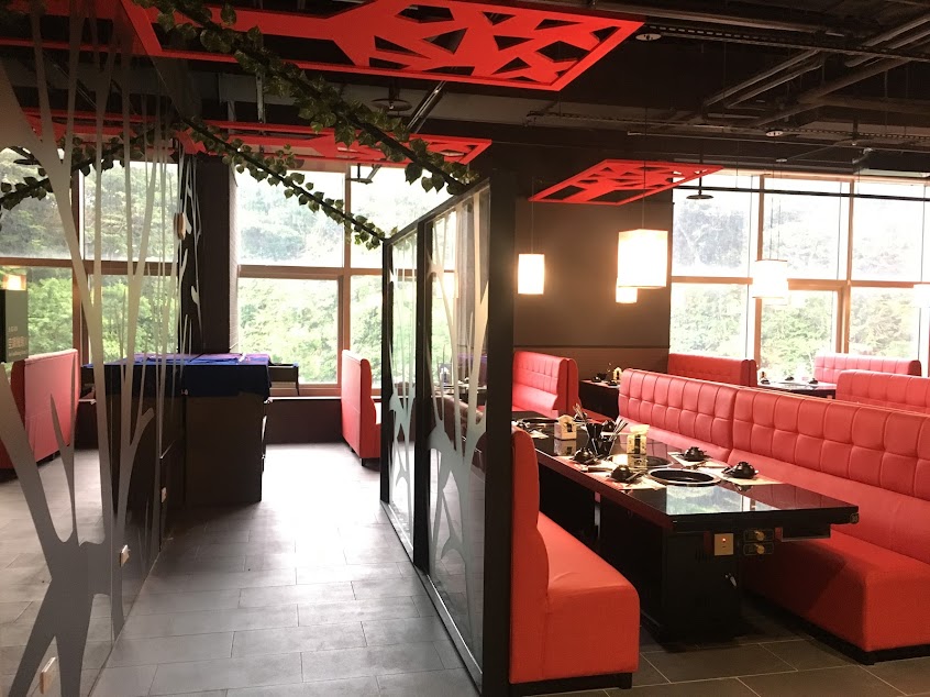 小蒙牛頂級麻辣養生鍋-汐止店