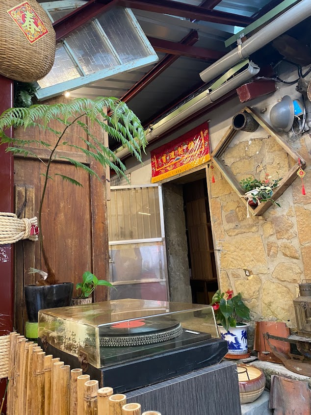 瑞芳古厝甕仔雞餐廳