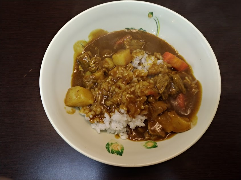 洪記食堂-咖哩飯麻油雞烏龍麵