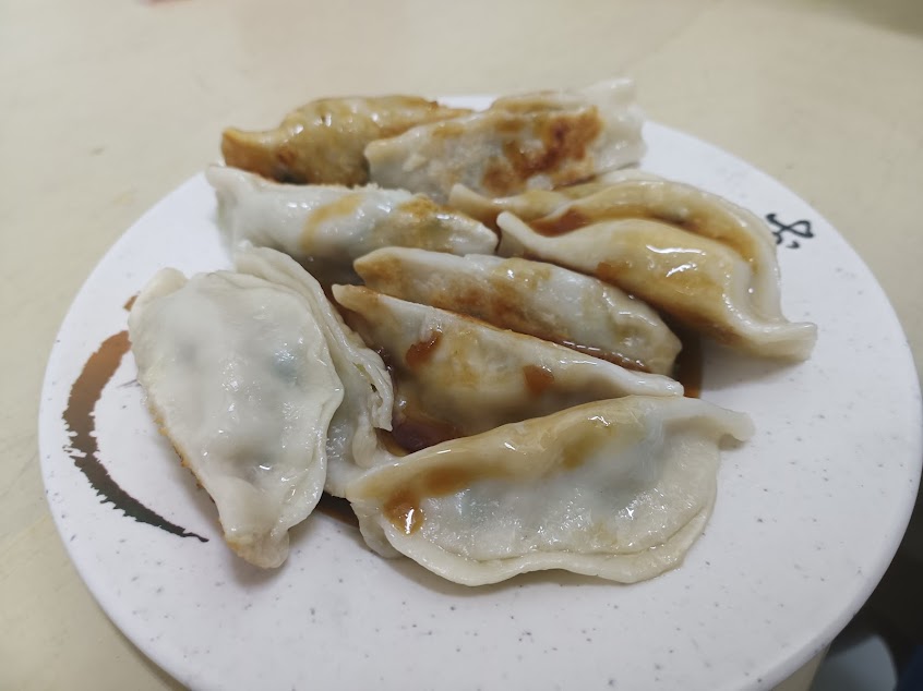 萬里複合式早餐店