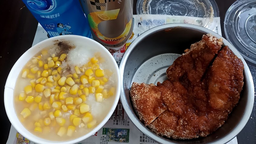 海天粥品鍋燒麵(工學店）(Ok便利商店對面）