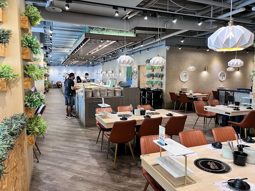 星野肉肉鍋PLUS-台中麗寶OUTLET店