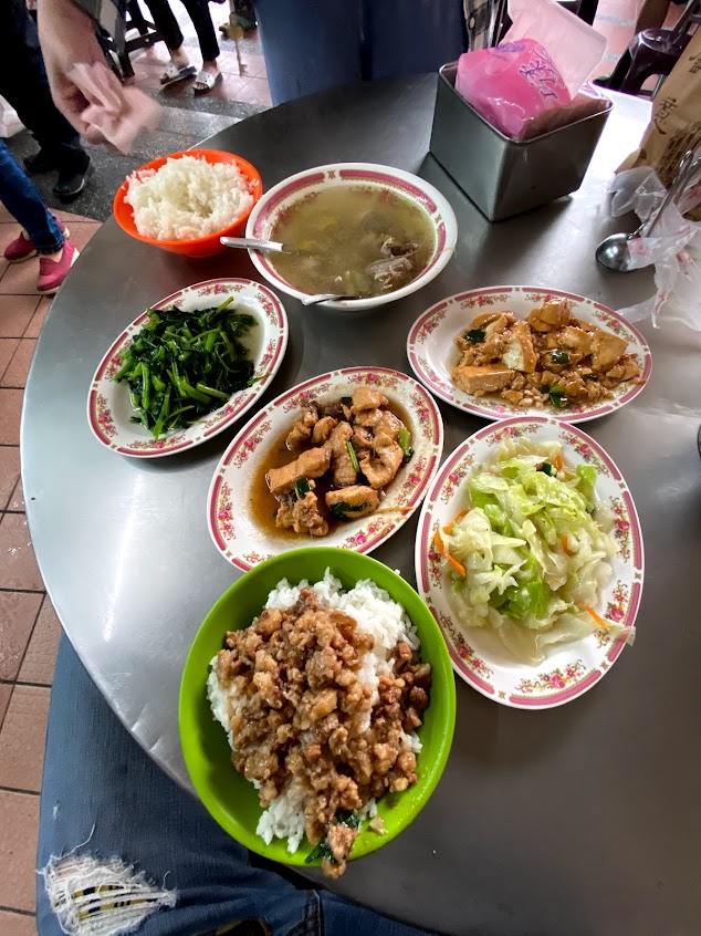 港師海產粥，小菜，飯