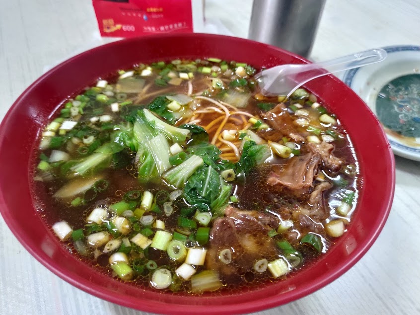 山村牛肉麵