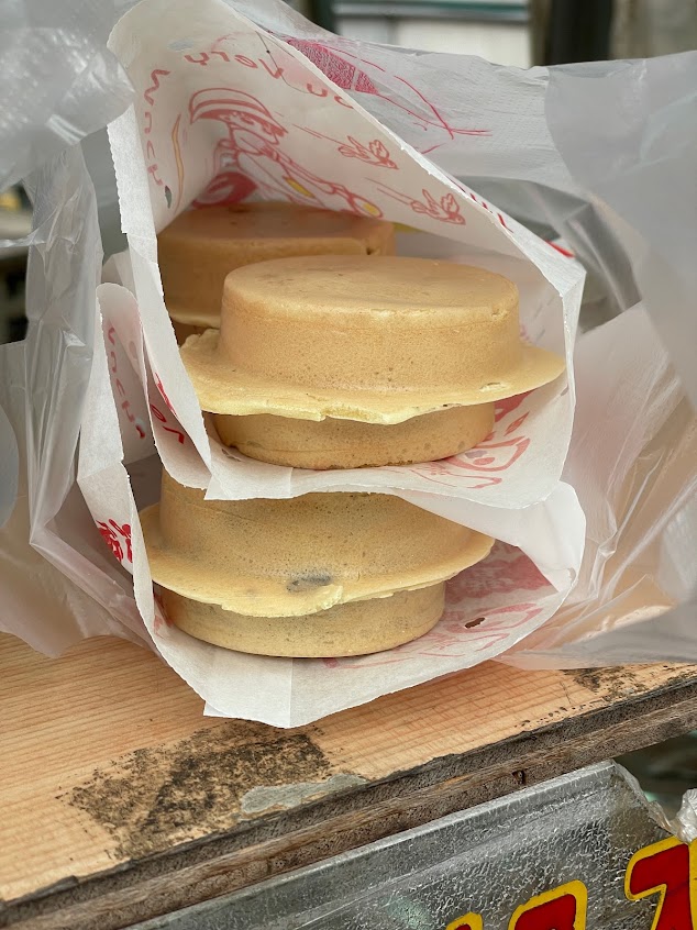 飛碟屋脆皮紅豆餅