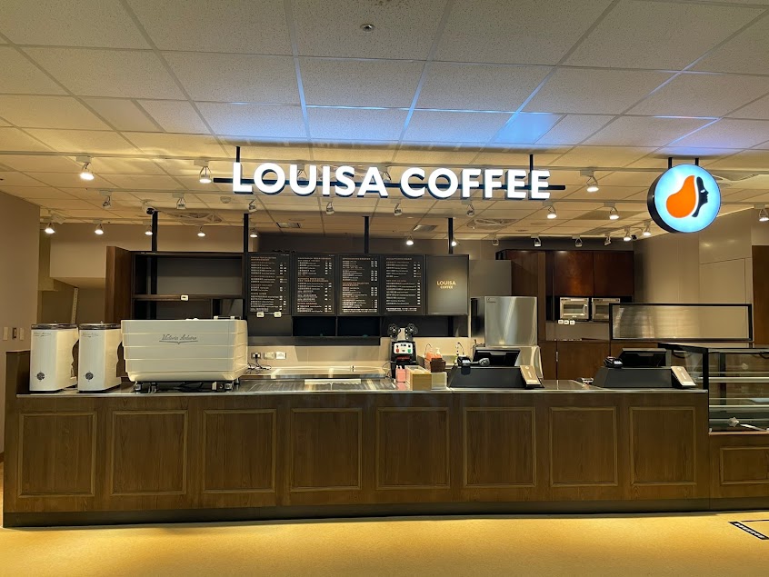 Louisa Coffee 路易．莎咖啡(亞大醫院門市)