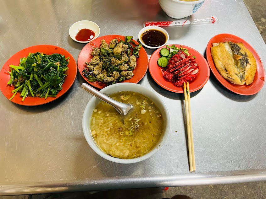 馬路口香菇赤肉粥