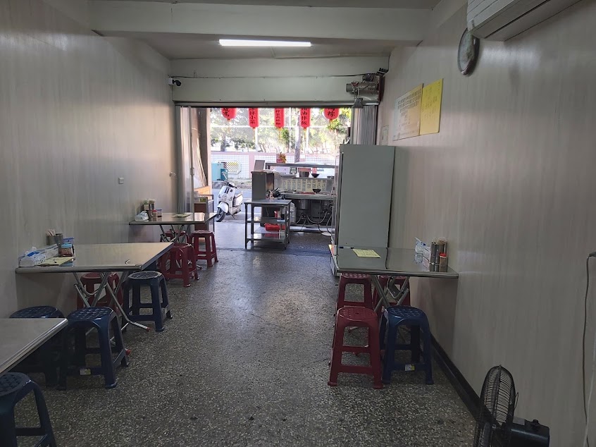 甄鴻豬油拌飯榨菜肉絲麵