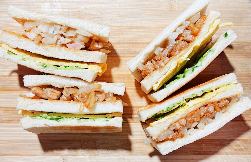 火星🍞碳烤三明治🍚鐵板炒飯