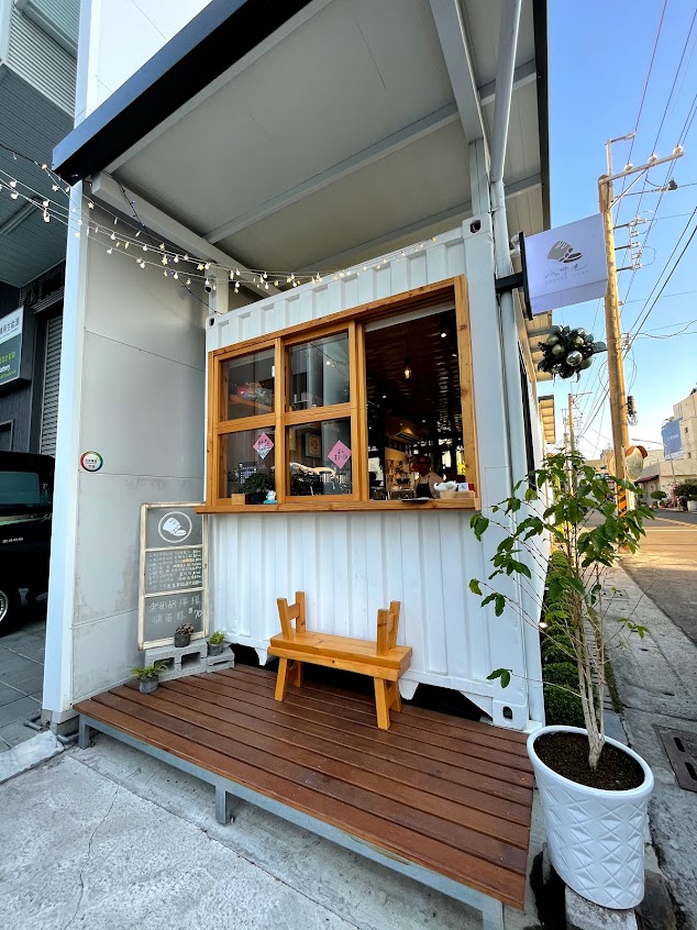 小啡巷Coffee Lane（店休日請查詢粉專）