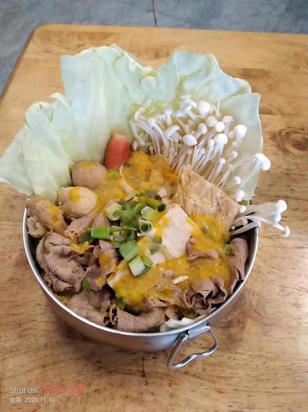 穎臻勳麻辣臭豆腐