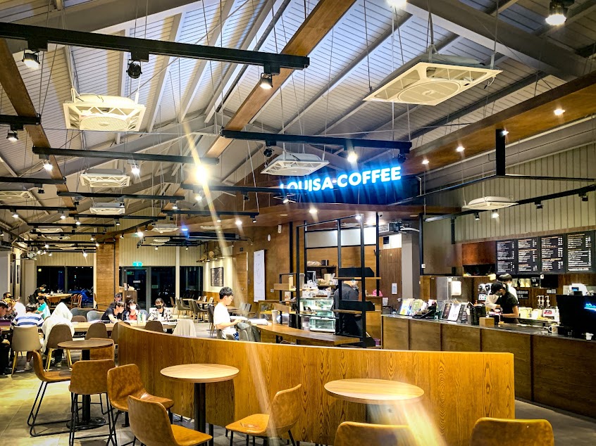 Louisa Coffee 路易．莎咖啡(新營門市)