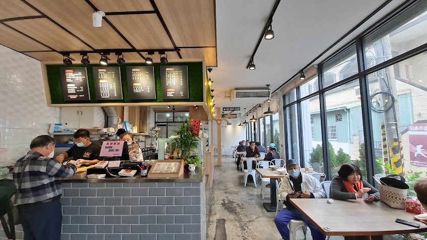 嘉昌土雞肉飯（新化店）