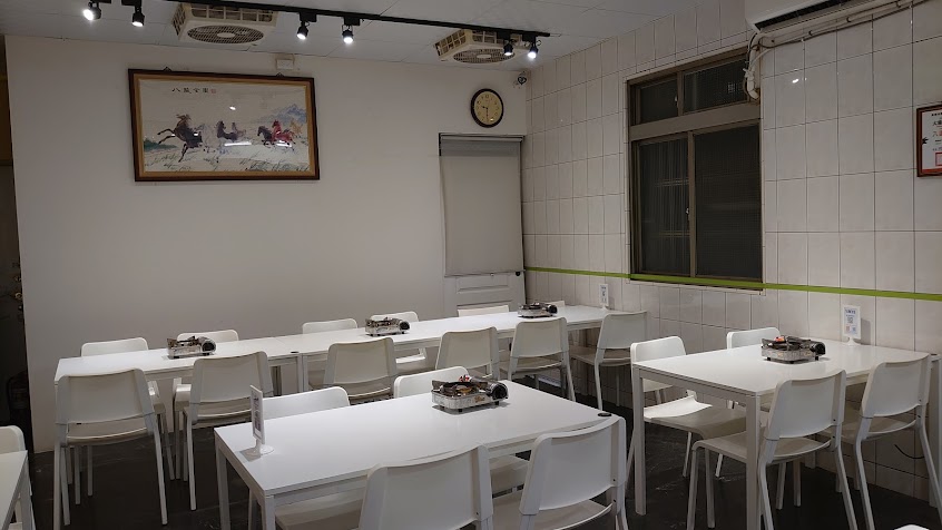 辣麻麻干鍋雞煲