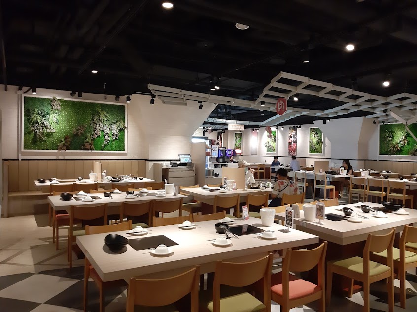 肉多多火鍋-高雄義大店