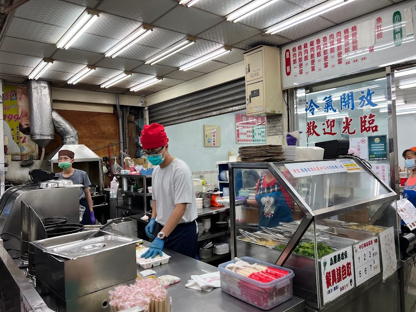 正宗周燒肉飯(莒光店)