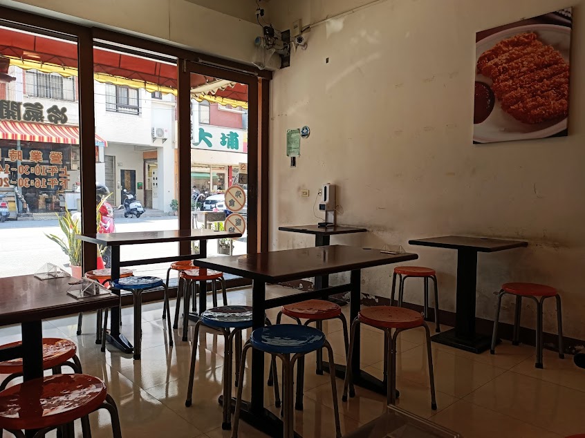 佑佑鍋燒麵朝明店