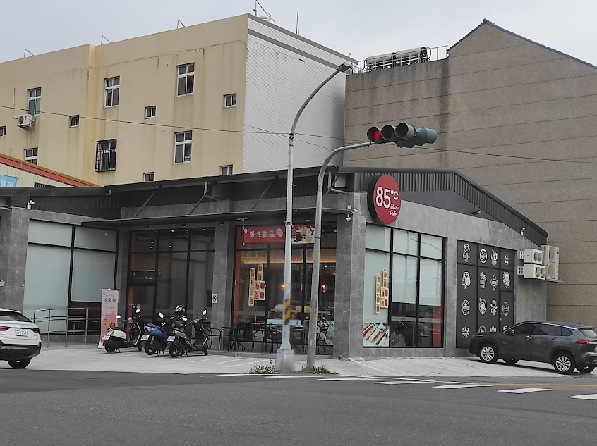 85度C咖啡蛋糕飲料麵包-高雄湖內店