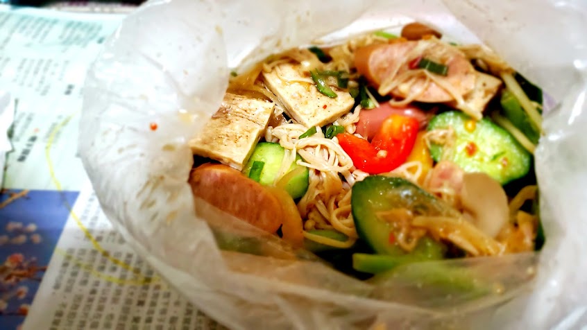 YaLeDai雞肉、蔬食料理總匯