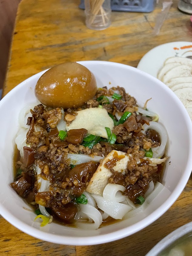 阿蓮阿建擔仔麵