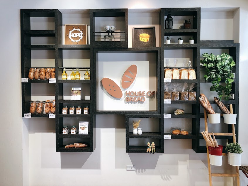 光鹽烘焙廚房-鹽埕麵包/輕食/咖啡 House of Bread