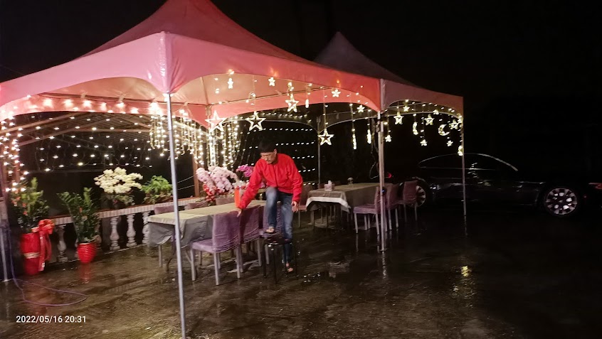 甜點的秘蜜花園(週二預約制寵物友善、停車方便、各式花果茶梅酒，六日一二11：30~1800