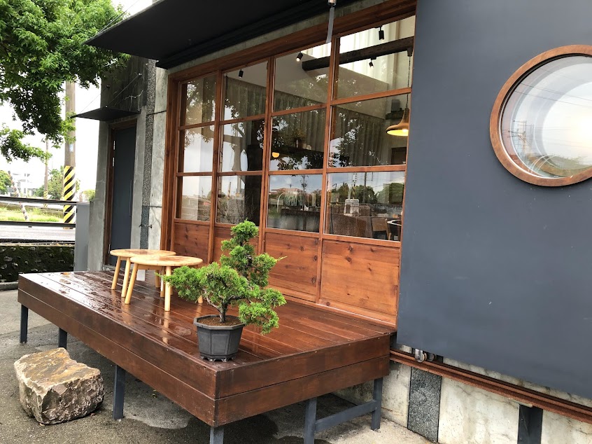 光宅(恕無接待4人以上團體,亦無法拆團入座,營業時間請至IG及FB粉絲頁查詢)