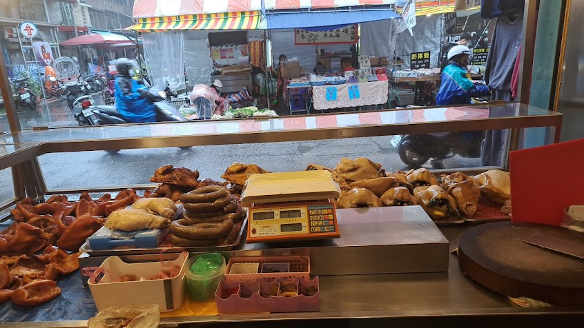 戴記燒臘/宜蘭美食/羅東美食/羅東熟食//羅東土雞/拜拜熟食/年節小菜