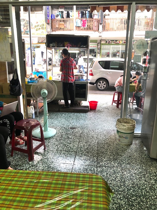 頭城滷肉大腸麵線