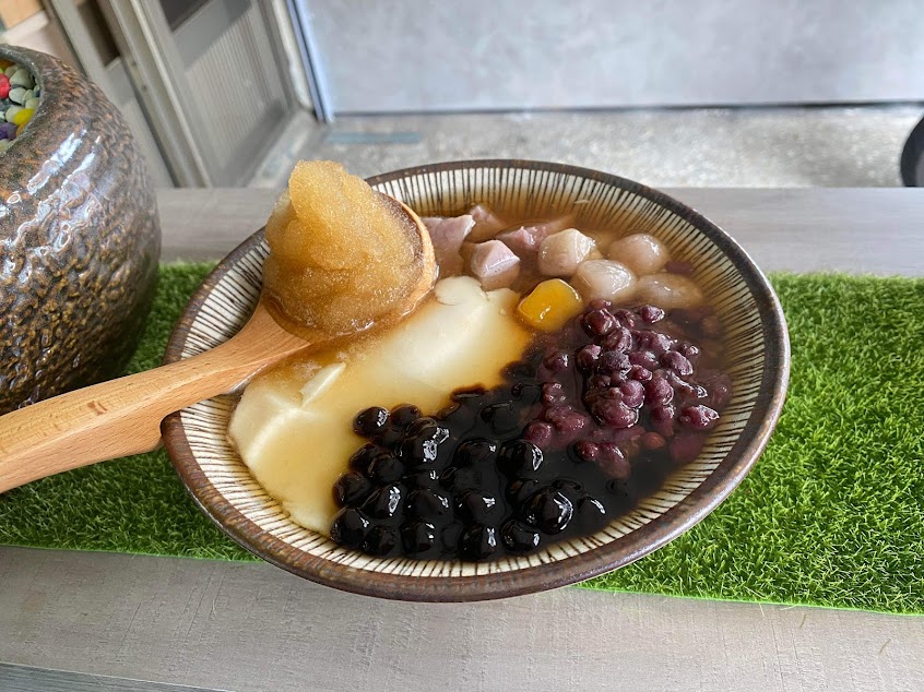 樂樂豆花、黑砂糖剉冰