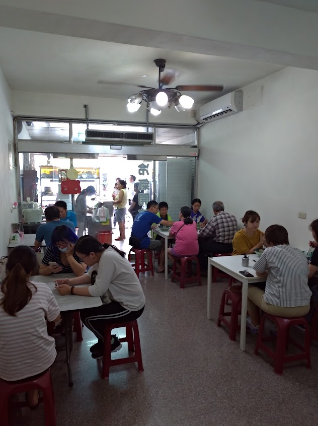 主婦之家牛肉麵館