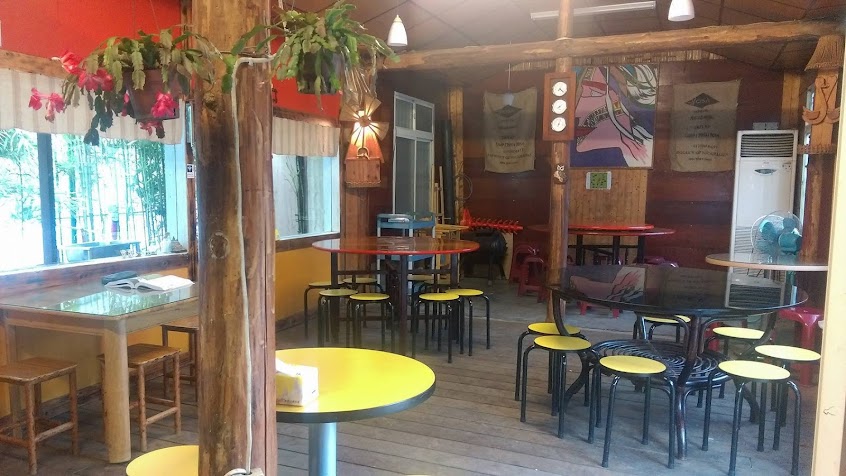 尖石不怕餐館