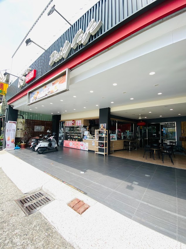 85度C咖啡蛋糕飲料麵包-彰化秀水店