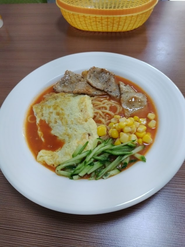 弘爺漢堡二水店