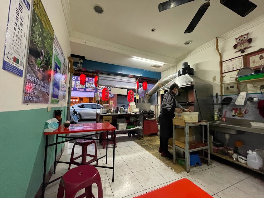 仙祖牌四季臭豆腐-黃金帝國店