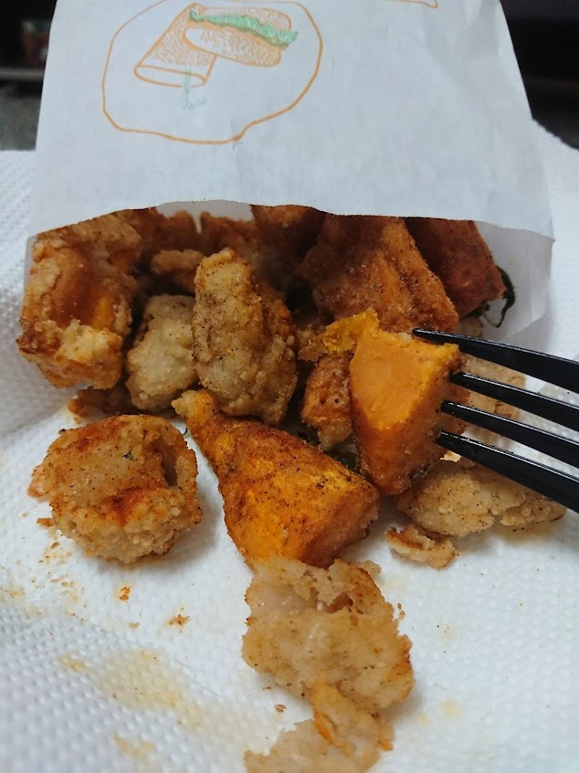 九色香雞排 鹿港店