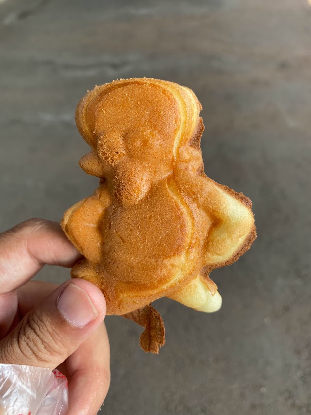 ㄇㄤ ㄇㄤ 脆皮雞蛋糕