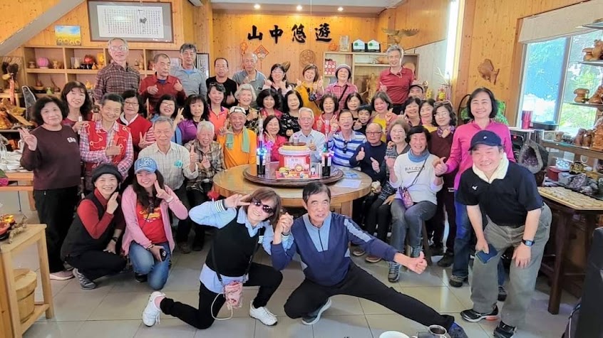 溪頭山中悠遊民宿