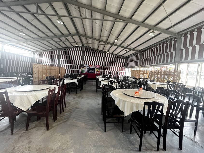 131多肉花園餐廳（甕仔雞、鱘龍魚、砂鍋魚頭、生吐司）