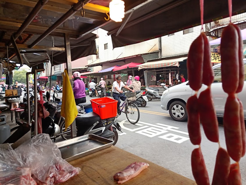 溪口豬肉攤（阿達門市）