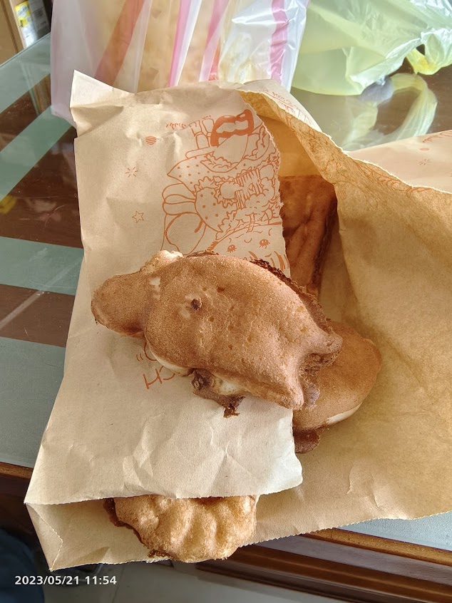 手語雞蛋糕(喑啞爺爺奶奶) 1包30元、2包50元