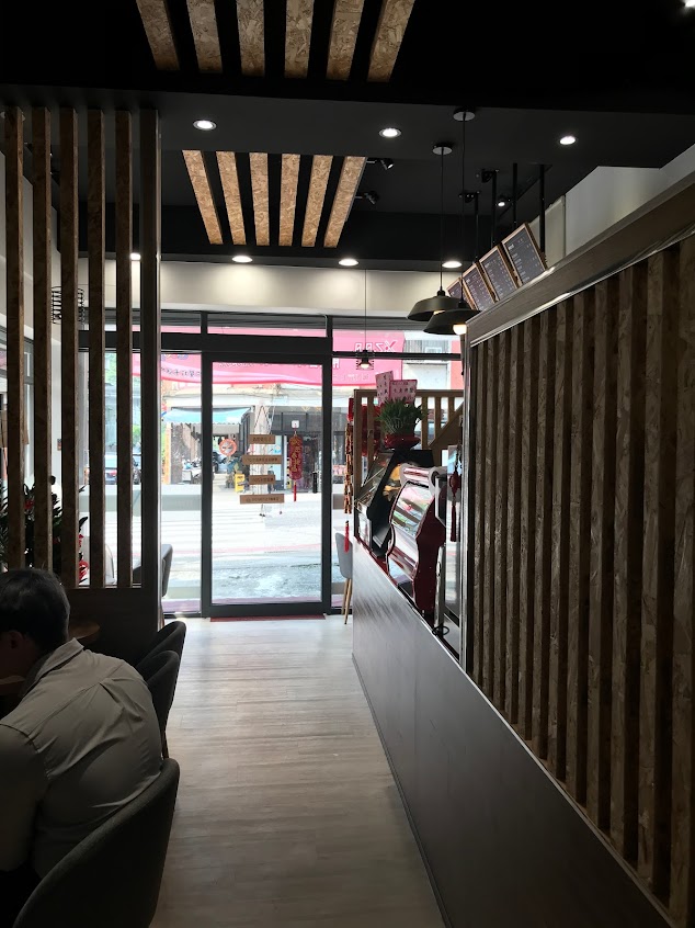 YIPANPAN COFFEE 乙凡凡咖啡 基隆碇內店