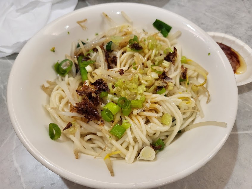 八方雲集 基隆暖暖店